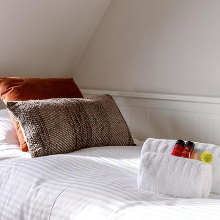 Charming Spacious Duplex Apt With Private Parking In Knokke Appartement Buitenkant foto