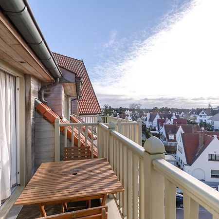 Charming Spacious Duplex Apt With Private Parking In Knokke Appartement Buitenkant foto