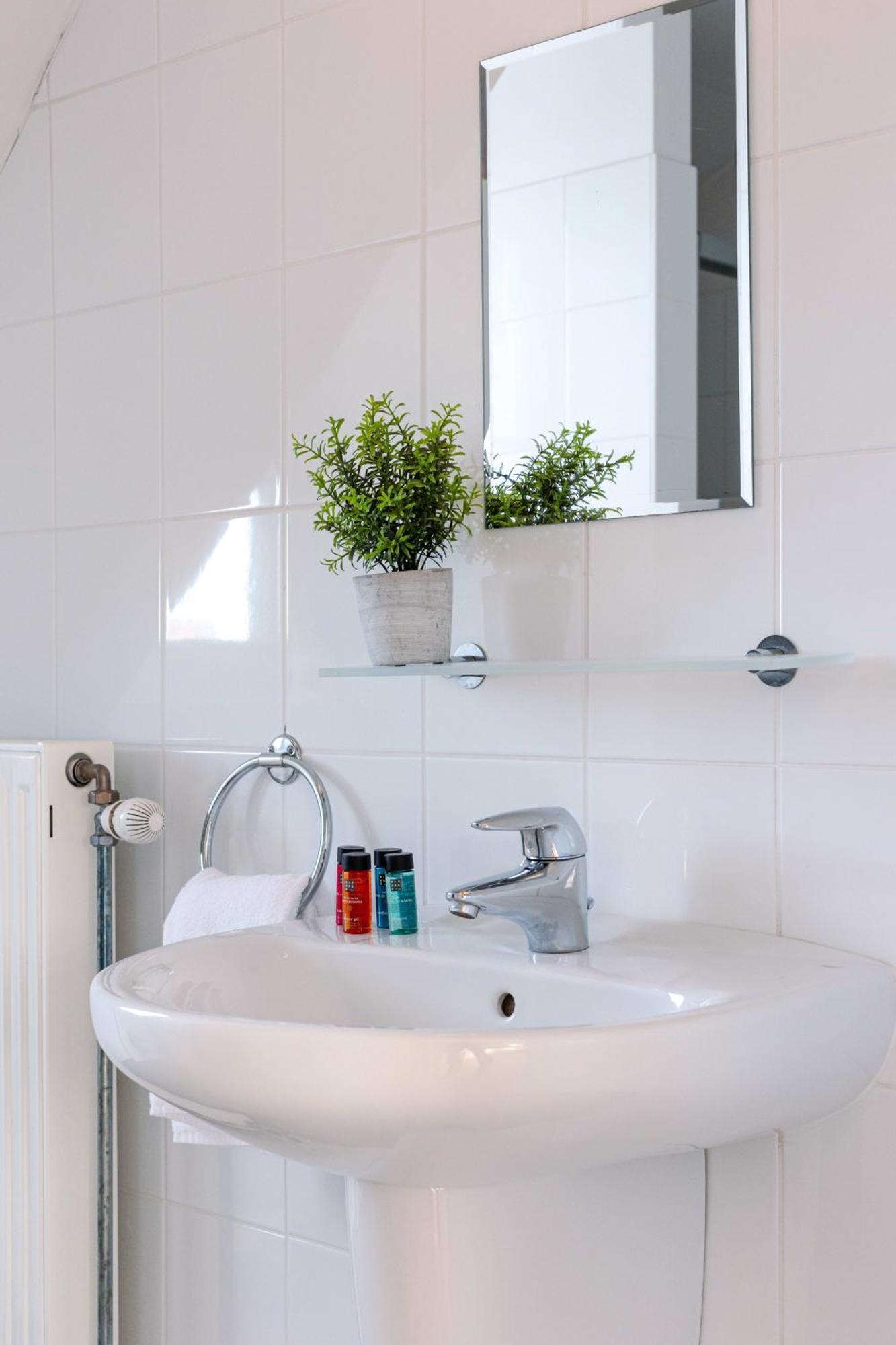 Charming Spacious Duplex Apt With Private Parking In Knokke Appartement Buitenkant foto