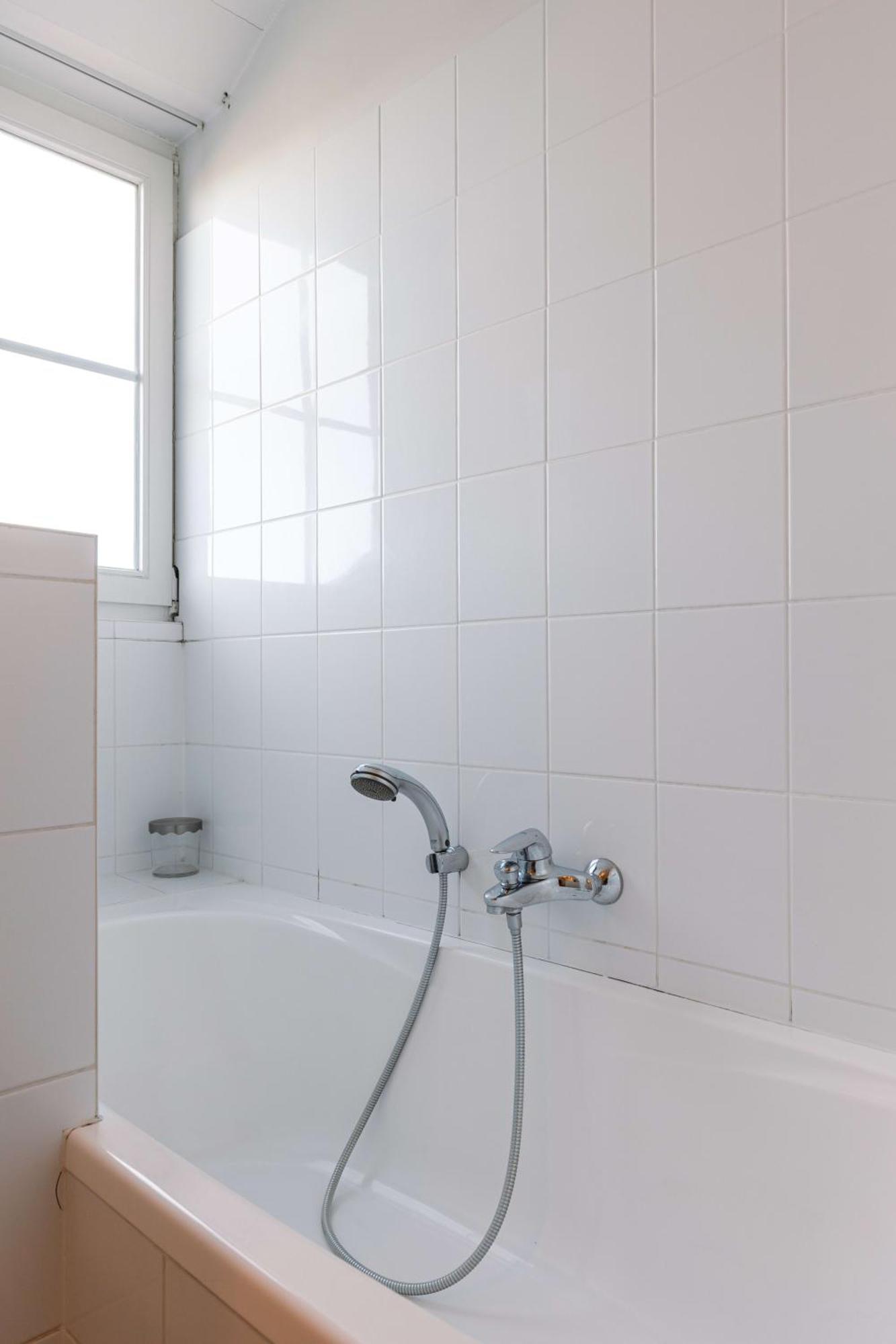 Charming Spacious Duplex Apt With Private Parking In Knokke Appartement Buitenkant foto
